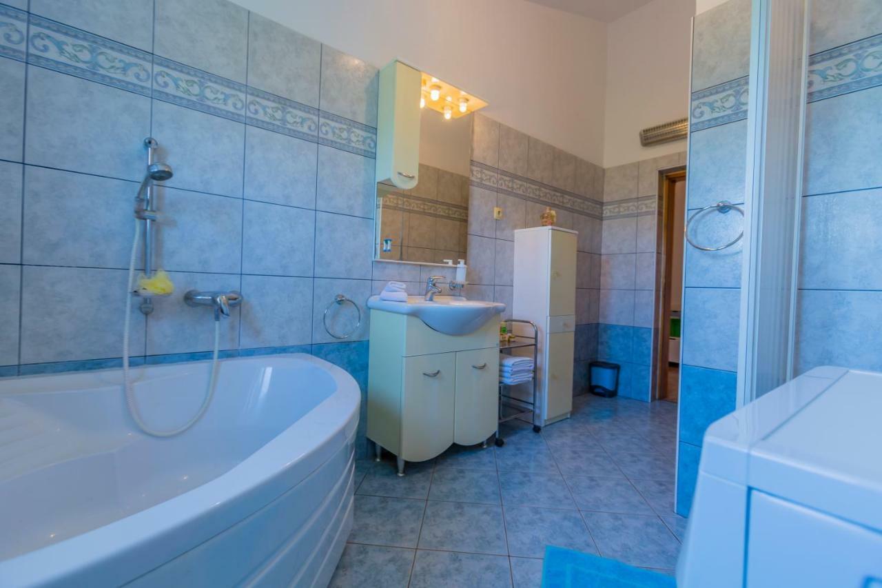 Kuca Za Odmor Rajcic Hébergement de vacances